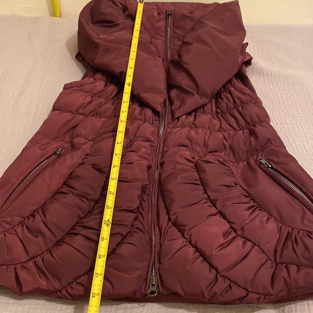 CIAO MILANL Women's Burgundy Puffer Vest WITH POCKETS. Size L - Picture 4 of 8